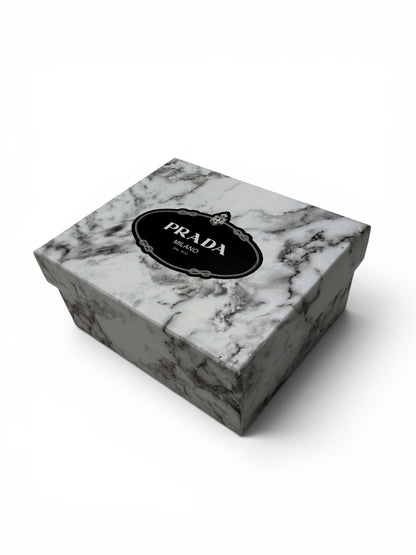 Prada Колан