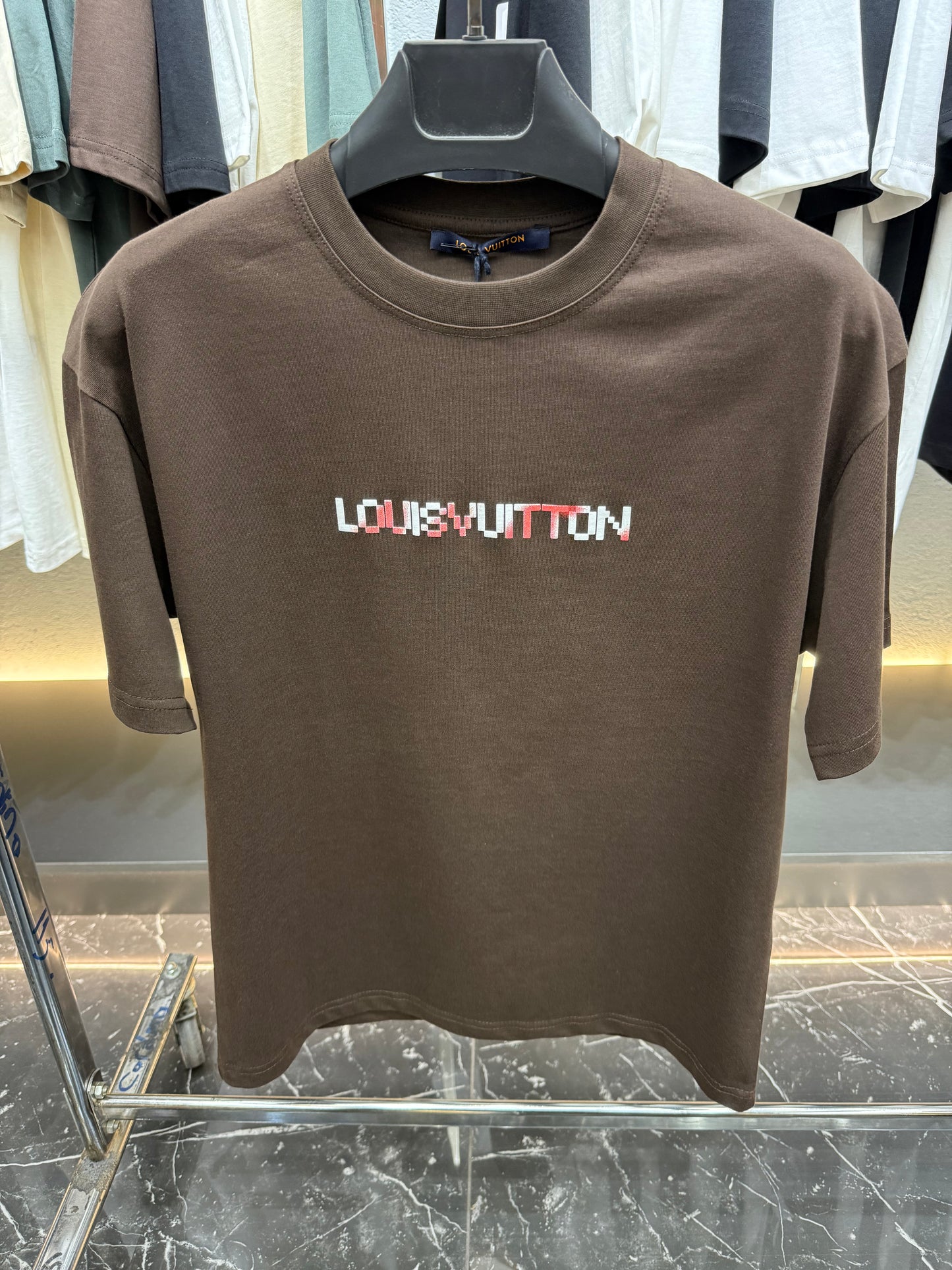 Тениска LUVITON- LV 002
